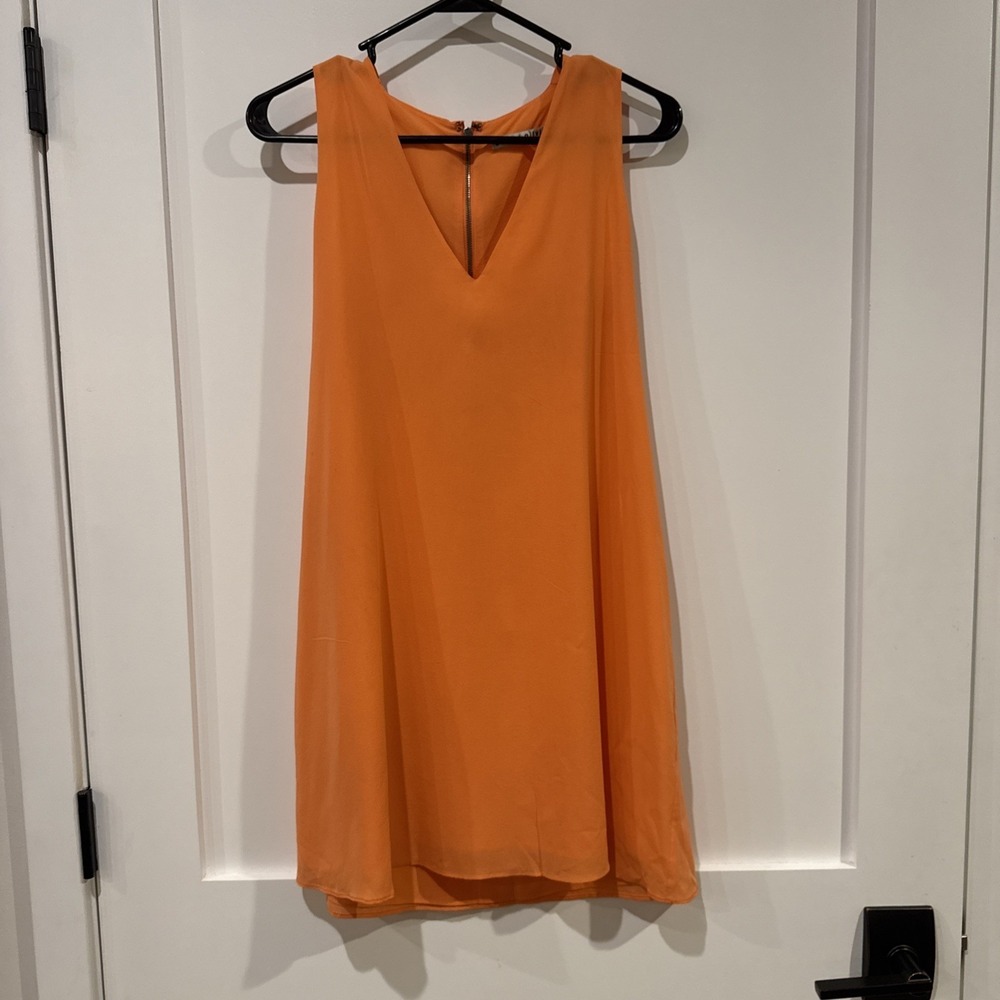 Alice + Olivia Orange Silk Heart Cutout Back V-Neck Mini Dress C503684600 Small - Picture 2 of 8